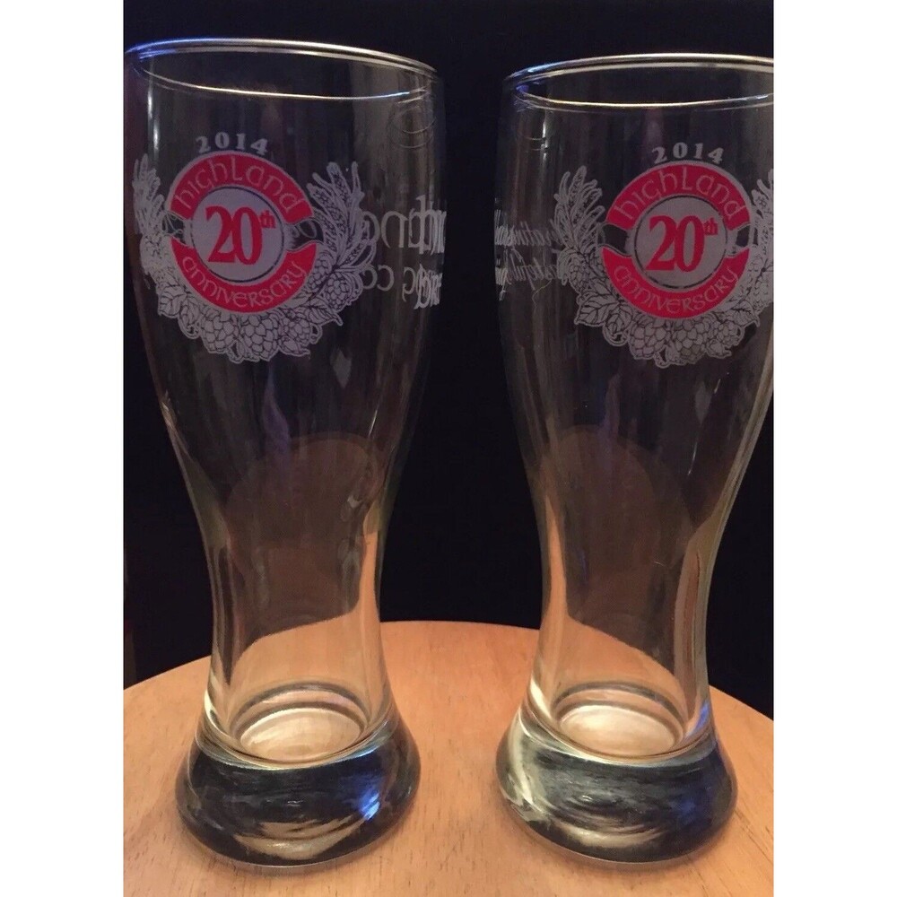 Highland Brewing Co Etched Glass Beer Pilsner  Ashville Brewery 20th Anniv GIFT